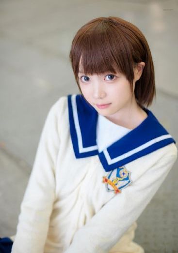 掀起妈妈裙子挺进去