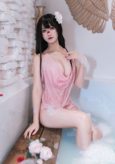 轻佻黑寡妇在线观看