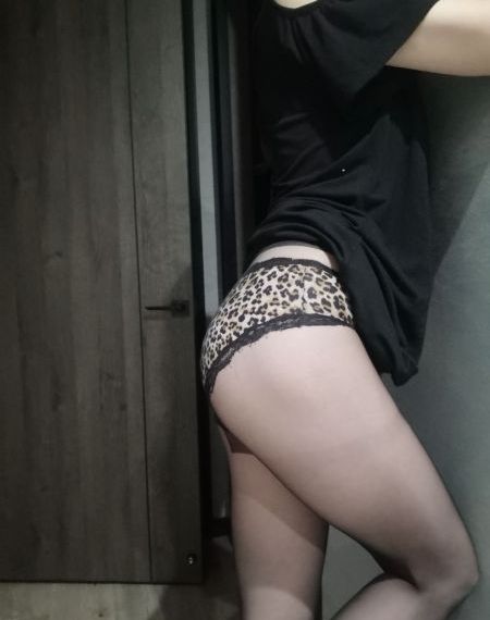 女子炸部队第一部42集电视剧