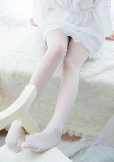 饥渴少妇伦色诱公