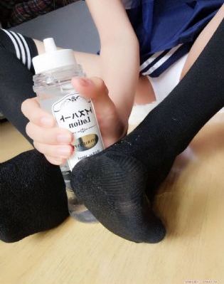 打扑克不盖被子免费
