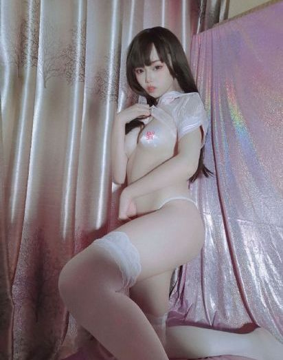 白衣校花与大长腿3电视剧免费